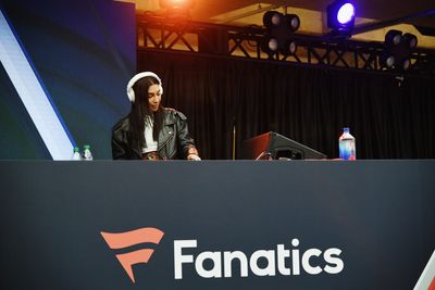 Commanders make history by partnering with Fanatics to open sportsbook at FedEx Field