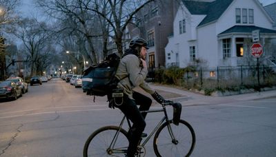 I bike in Chicago year-round. Like-minded cyclists are pushing me further this winter.