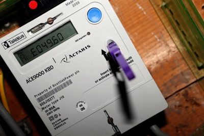 Islington Council halts prepayment meter installation following complaints