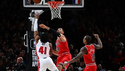 Polling Place: Should the Bulls stand pat or blow it up before the NBA trade deadline?