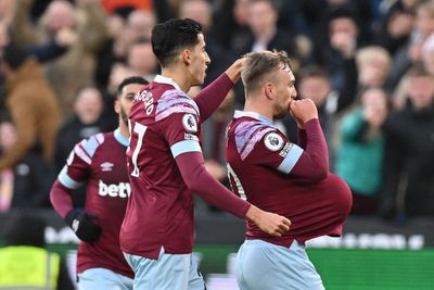 West Ham outclass Everton to pile pressure on Frank Lampard and under-fire owners