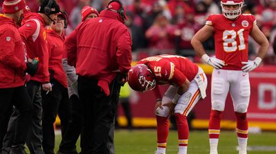 Patrick Mahomes Returns to Game vs. Jaguars Despite Ankle Injury