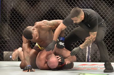 UFC 283 video: Jailton Almeida batters Shamil Abdurakhimov in drawn-out TKO
