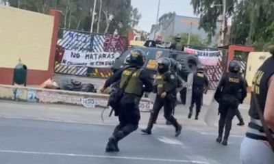 Police violently raid Lima university and shut Machu Picchu amid Peru unrest