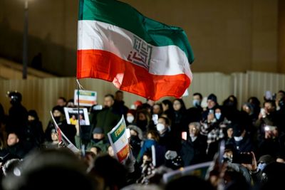 Despite crackdown, Iran protesters still challenging regime