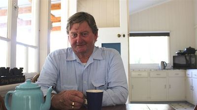 Former veteran Queensland MP Vaughan Johnson OAM dies aged 75