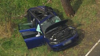 Victorian road deaths rise after three people killed in separate crashes