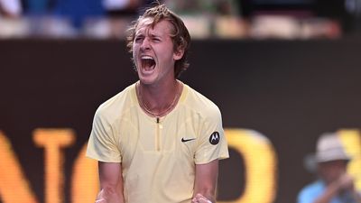 Sebastian Korda defeats Hubert Hurkacz to reach Australian Open quarterfinals
