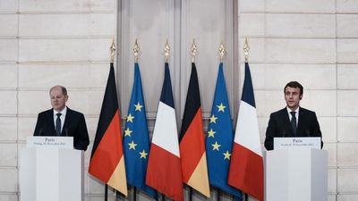 Signs of strain as France and Germany mark 60 years of friendship