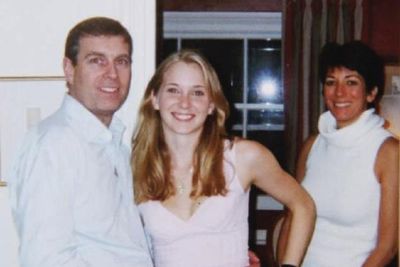 Prince Andrew and Virginia Giuffre photo is fake, Ghislaine Maxwell claims