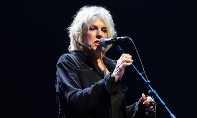 Lucinda Williams review – dirt mixed with tears in an evening of consummate Americana