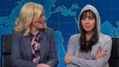 Praise Lil Sebastian Bc Aubrey Plaza Amy Poehler Just Reprised Their Parks And Rec Roles On SNL