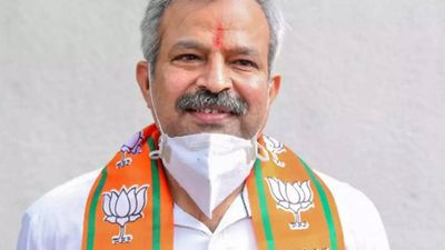 AAP accuses Delhi BJP leaders Adesh Gupta, Shyam Jaju of amassing disproportionate assets