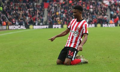 Amad Diallo electrifies Sunderland in win against 10-man Middlesbrough