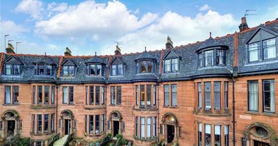 Stunning duplex in west end of Glasgow up for sale in listed building