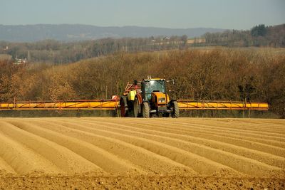 One in four show low-level exposure to weed killer glyphosate – study