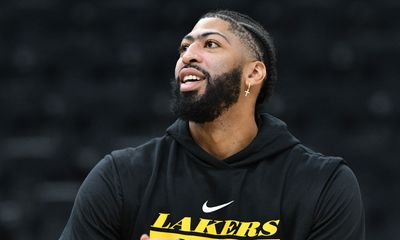 Anthony Davis went through full-contact scrimmage