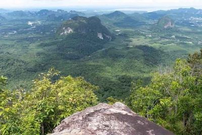 German tourist escapes rangers, jumps to death from Krabi cliff