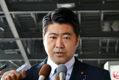 Japan PM aide told off by his ‘ashamed’ mother for putting hands in pockets on Biden trip