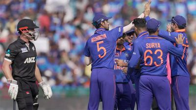 India vs New Zealand 3rd ODI: When and where to watch, Predicted Playing XIs, Head to Head, Full squads, talking points and venue details