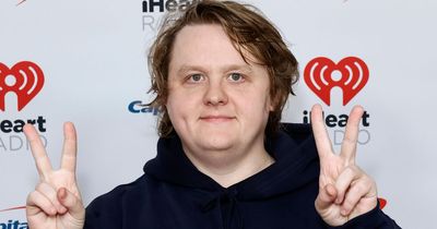 Lewis Capaldi forced to release statement after 'concerning' twitching video goes viral