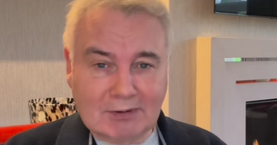 Eamonn Holmes on accident at home: 'A bone was sticking out my shoulder'