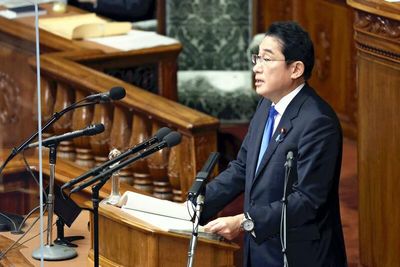 Kishida: Reversing declining birth rate nation's top priority