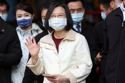 Taiwan president tells pope war with China not an option