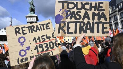 French government refuses to budge on proposal to increase age limit for full pension
