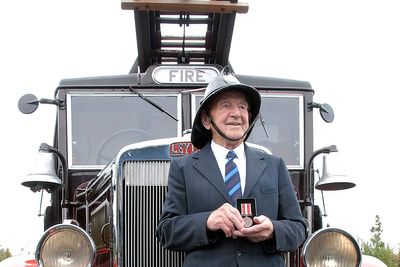 Tributes to former firefighter who has died aged 109