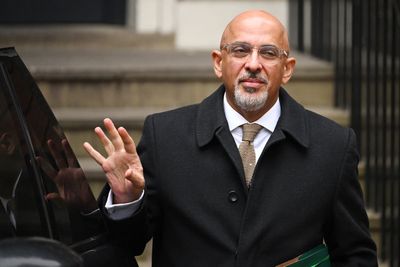 Nadhim Zahawi news – live: Sunak risks ‘looking indecisive’ as tax inquiry ‘drags on’, Tories warn