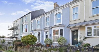 The attractive Victorian terrace just around the corner from the sea with a gorgeous interior