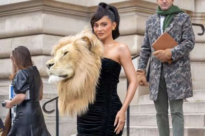 Kylie Jenner stuns the internet in her faux lion head gown at Paris Couture Week