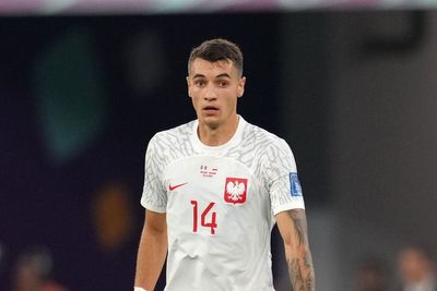 Arsenal sign Poland defender Jakub Kiwior in £21m transfer