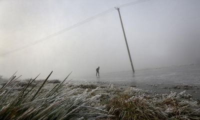 UK weather: temperatures to reach -9C in southern England as cold snap continues