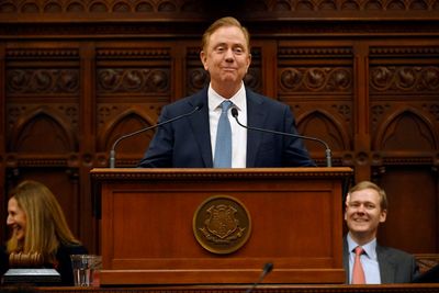 Connecticut governor's gun proposals include open carry ban
