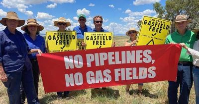 Farmers oppose seismic testing and Hunter Gas Pipeline
