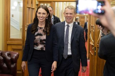 Grateful Ardern makes last bow as New Zealand PM