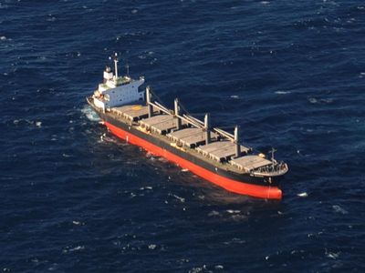 Bulk carrier taking on water off Qld coast