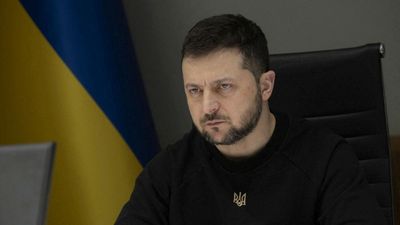 Senior Ukrainian officials resign amid corruption crackdown