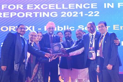 PFC Wins Prestigious Gold Shield Of ‘ICAI Awards For Excellence In Financial Reporting 2021-22’ In Public Sector Entities