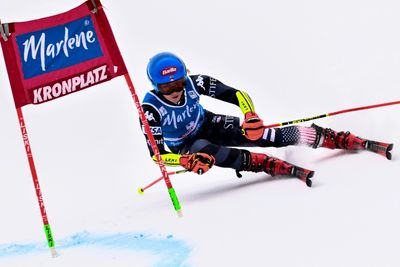Record-seeking Shiffrin tops times in Kronplatz giant slalom opener