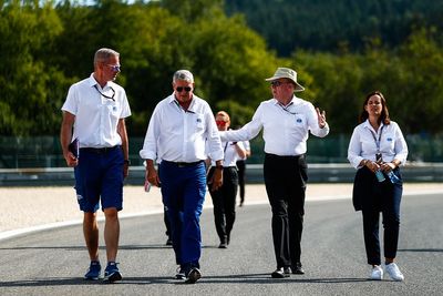 FIA outlines plan for F1 race directors in 2023