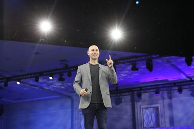 Adam Grant shares the best and worst time to conduct exit interviews