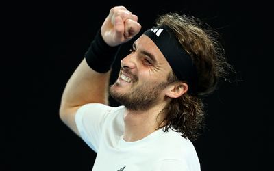 Problem-solver Stefanos Tsitsipas charges into Australian Open semi-final