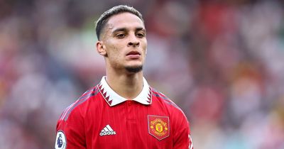 Antony sends message to Manchester United fans amid criticsm of performance vs Arsenal