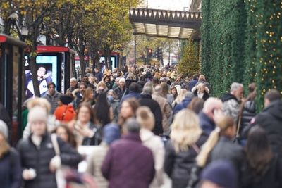 Central London’s retail recovery behind the rest of the UK as shoppers stay local