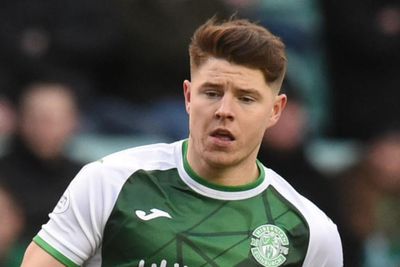 Hibs reject seven-figure Millwall offer for Kevin Nisbet