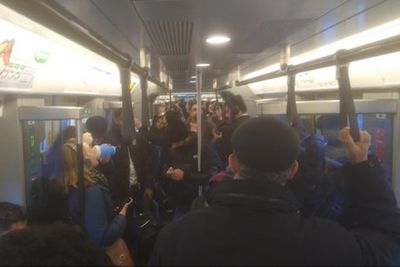 Crowds and delays ‘turning Elizabeth line into nightmare’