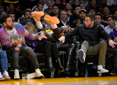 LeBron James crashes into women in front row during Lakers’ NBA game